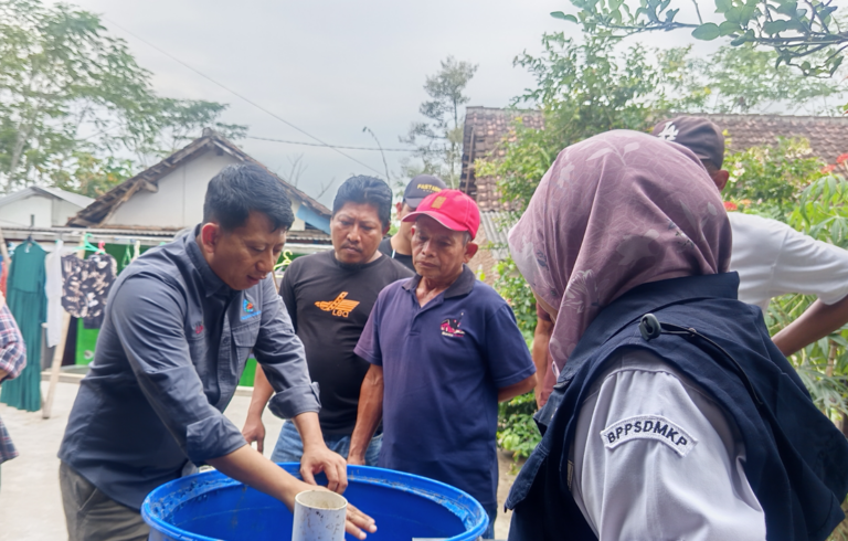 Dosen Perikanan UMM dan Dinas Perikanan Perkuat Ketahanan Pangan di RW 04 Wagir Lewat Sistem RAS